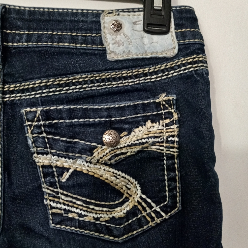 Silver Jeans - Picture 3 of 6